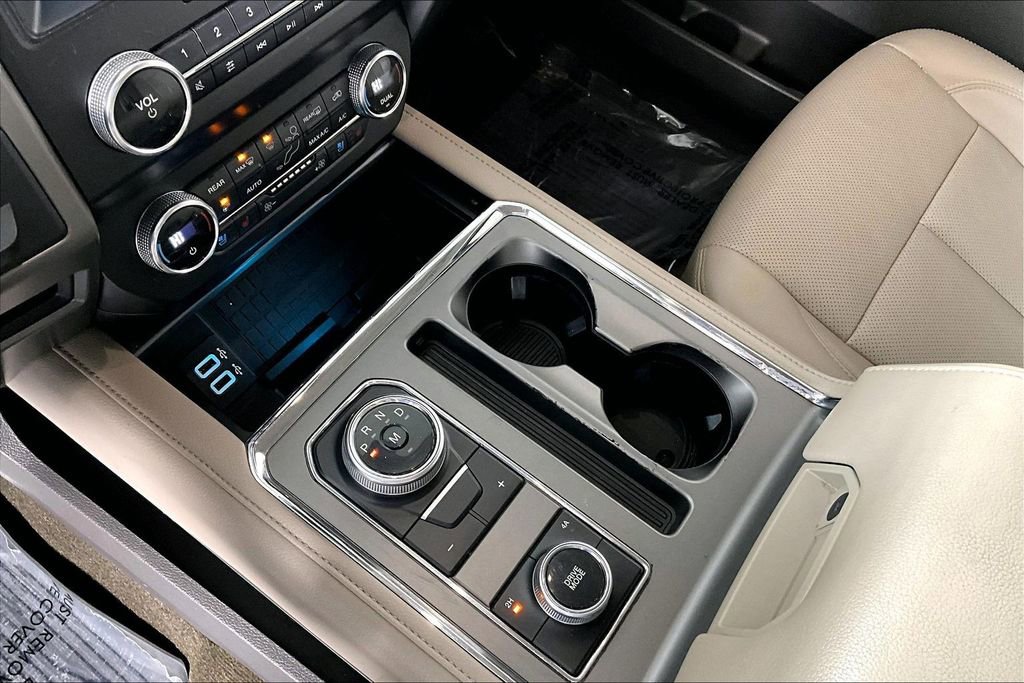 Used 2019 Ford Expedition XLT w/ Equipment Group 202A image 17