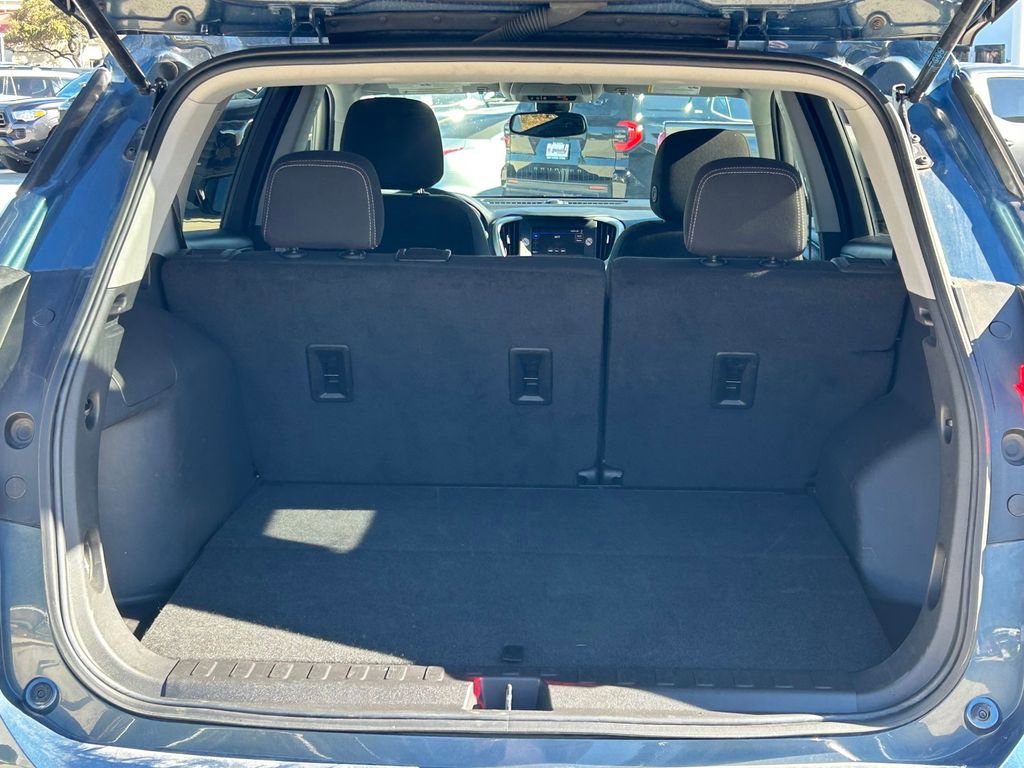 Used 2024 GMC Terrain SLE image 14