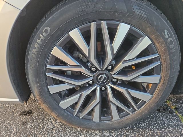 Used 2023 Nissan Altima 2.5 SV FWD image 10