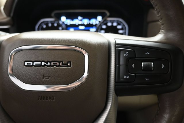 Used 2021 GMC Yukon XL Denali AWD/4WD image 30