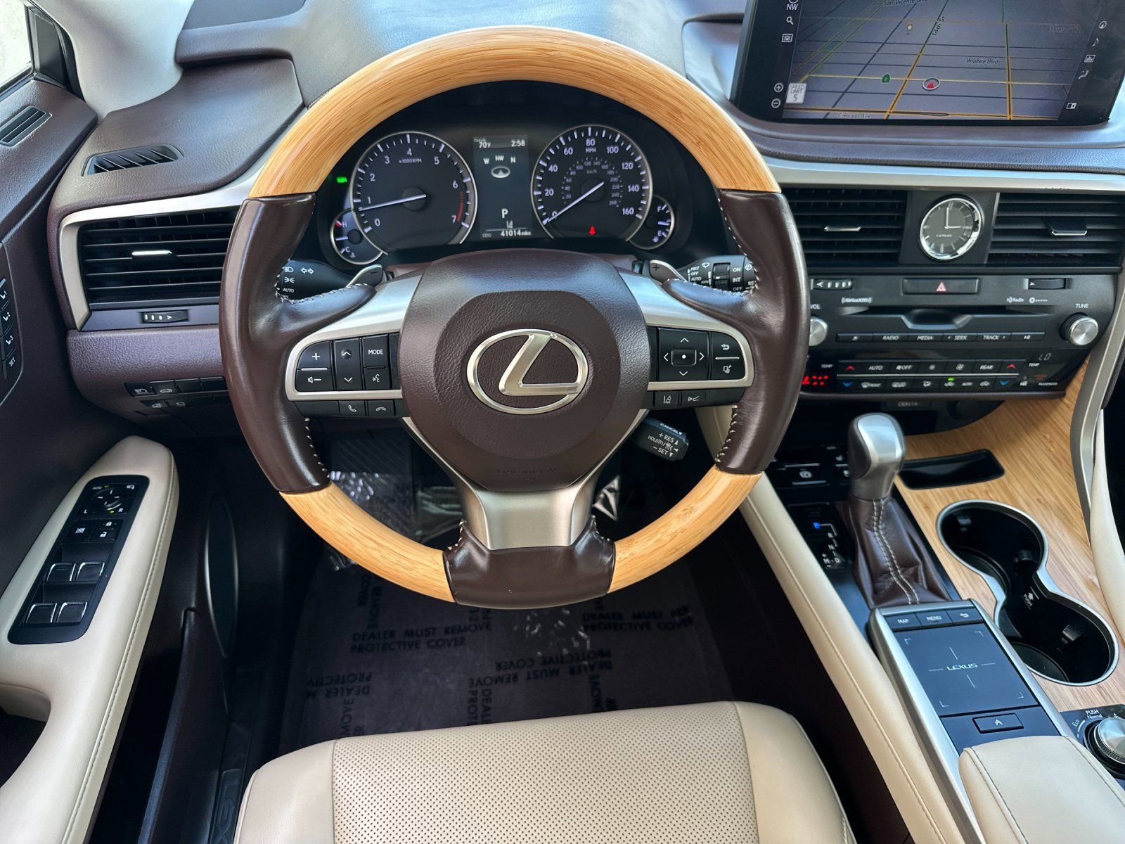 Used 2020 Lexus RX 350L FWD w/ Premium Package image 16