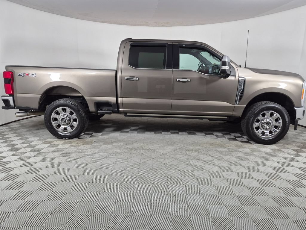 Used 2023 Ford F250 Lariat w/ Chrome Package AWD/4WD image 2