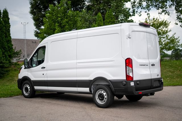 New 2026 Ford Transit 250 148 Medium Roof w/ Load Area Protection Package RWD image 7
