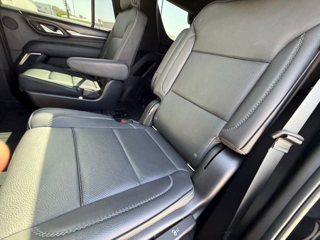 Used 2021 GMC Yukon Denali w/ Denali Ultimate Package image 9