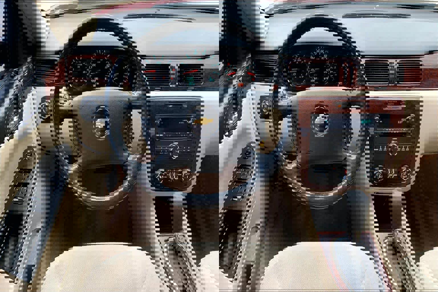 Used 2011 Chevrolet Impala LT image 6