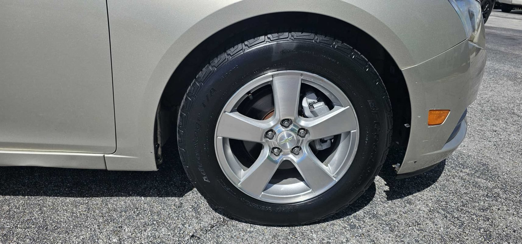 Used 2013 Chevrolet Cruze LT FWD image 10