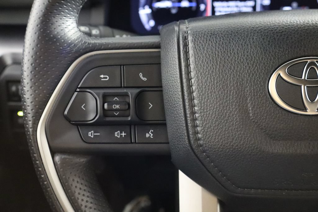 Used 2025 Toyota 4Runner TRD Sport Premium AWD/4WD image 8