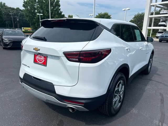 Used 2025 Chevrolet Blazer LT AWD/4WD image 7