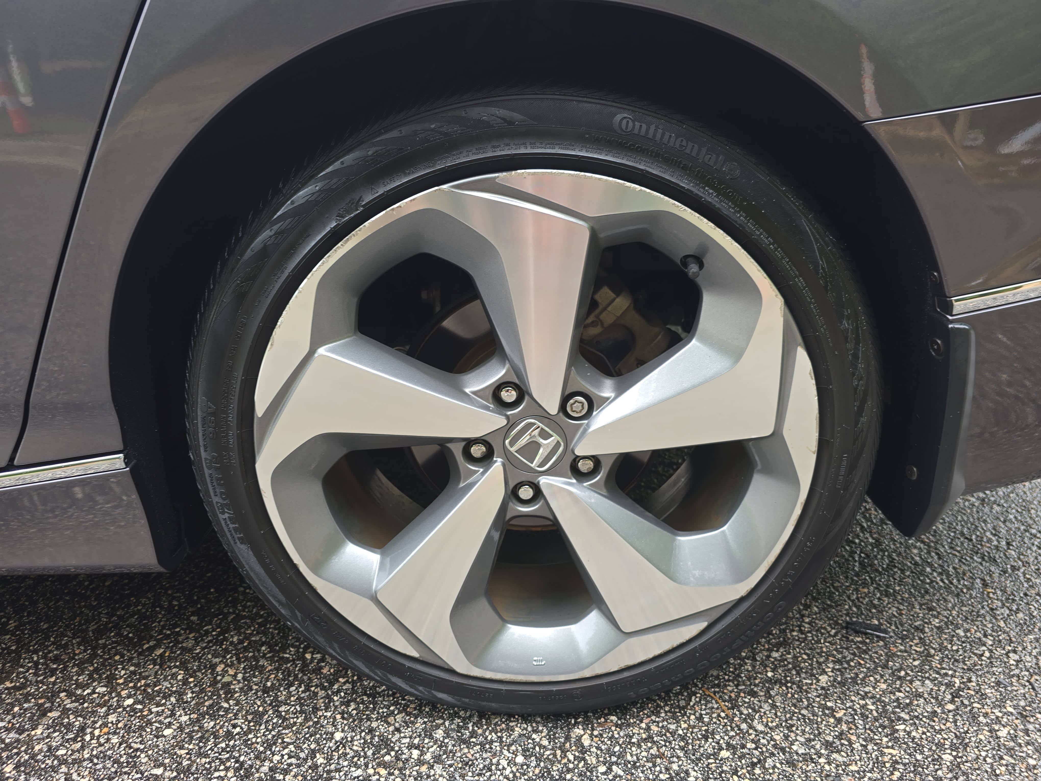Used 2018 Honda Accord Touring image 35