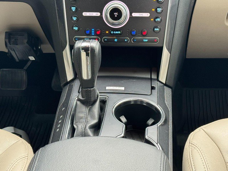 Used 2019 Ford Explorer Limited w/ Class III Trailer Tow Package AWD/4WD image 15