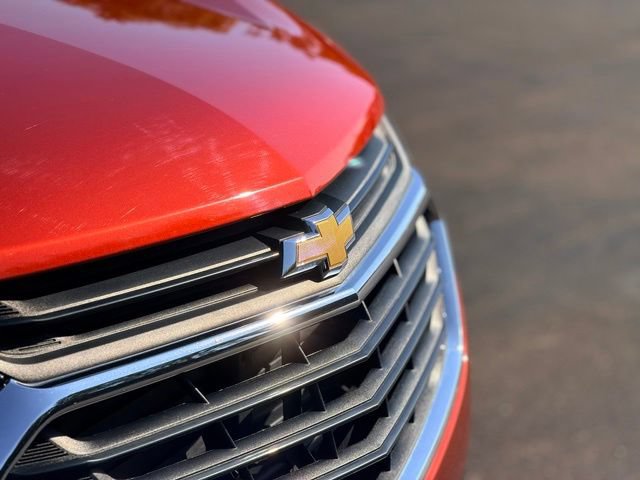 Used 2020 Chevrolet Equinox LT w/ Driver Convenience Package FWD image 30