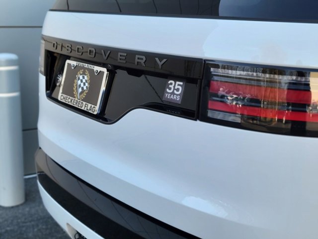 Used 2025 Land Rover Discovery Dynamic SE image 44