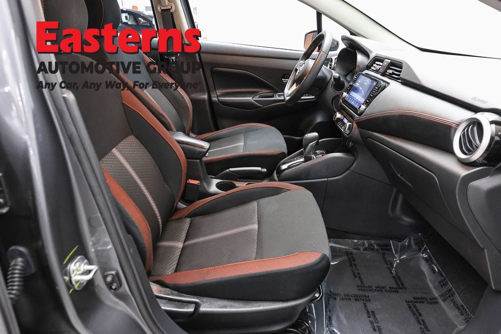 Used 2024 Nissan Versa SR FWD image 23