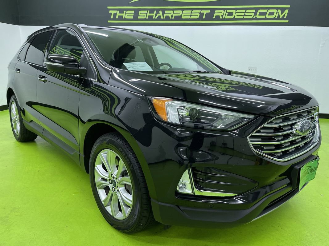 Used 2022 Ford Edge Titanium image 2