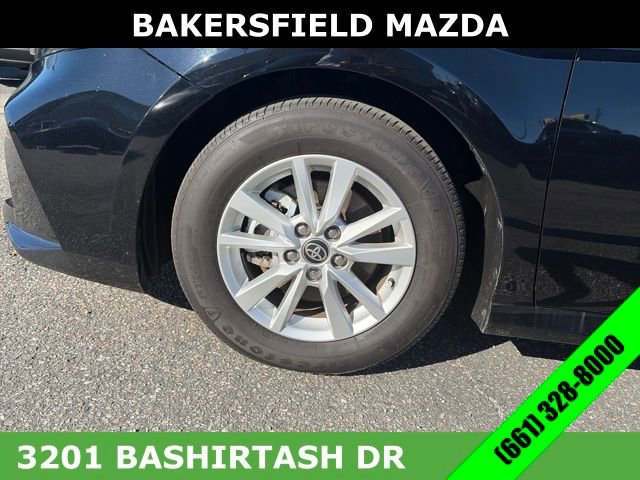 Used 2025 Toyota Camry LE image 18