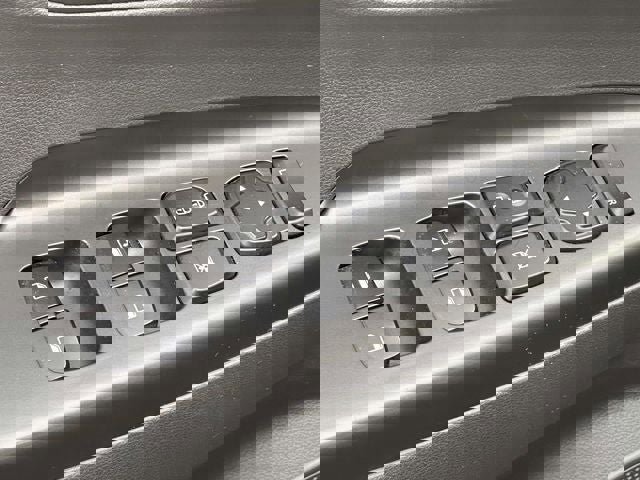 Used 2023 Hyundai Kona SE image 16