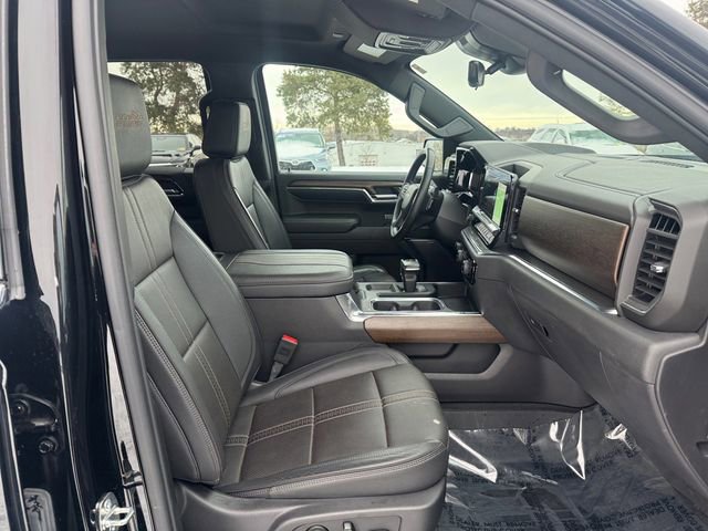 Used 2024 Chevrolet Silverado 1500 High Country w/ Technology Package image 17