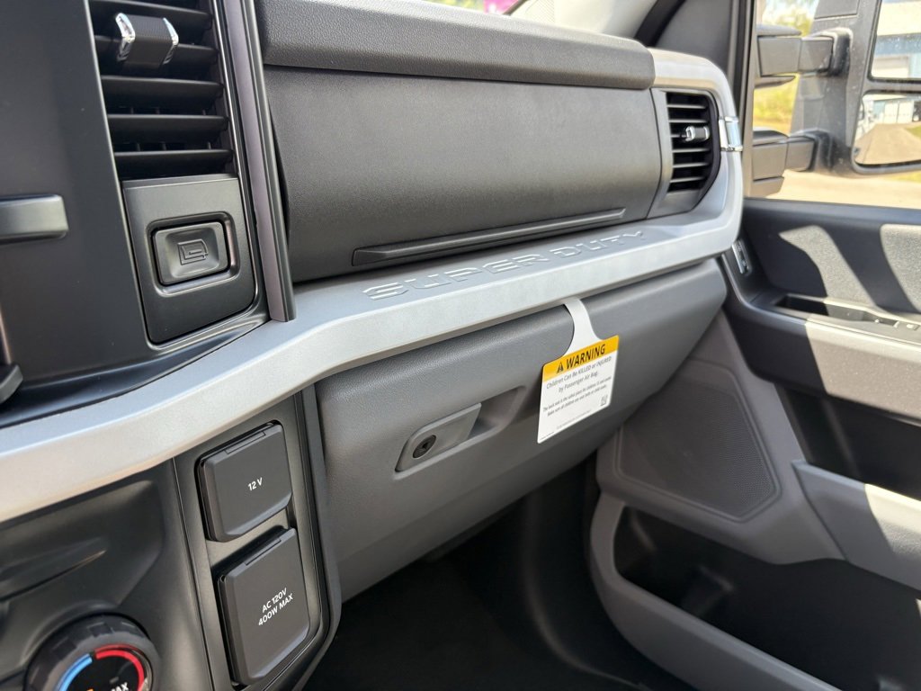 New 2026 Ford F250 XLT image 39