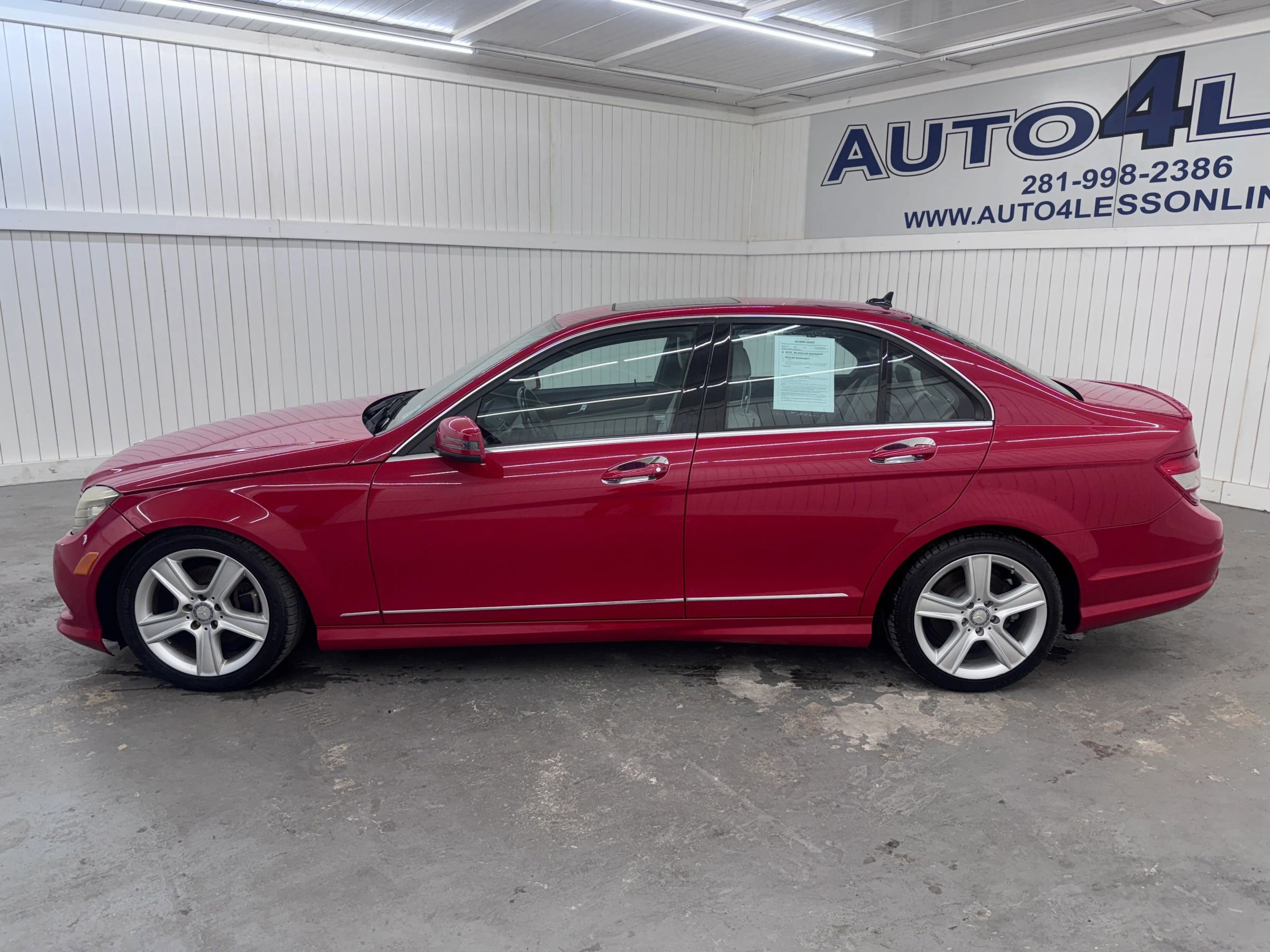 Used 2011 Mercedes-Benz C 300 4MATIC Sedan image 11