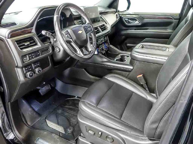 Used 2022 Chevrolet Tahoe LT w/ Luxury Package AWD/4WD image 14