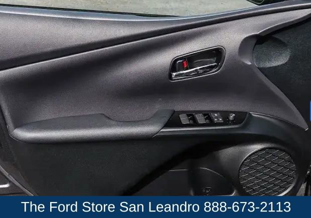 Used 2021 Toyota Prius Prime XLE image 8