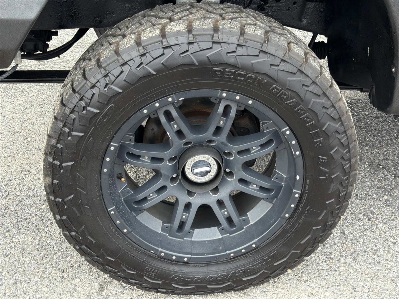 Used 2000 Ford Excursion Limited image 10