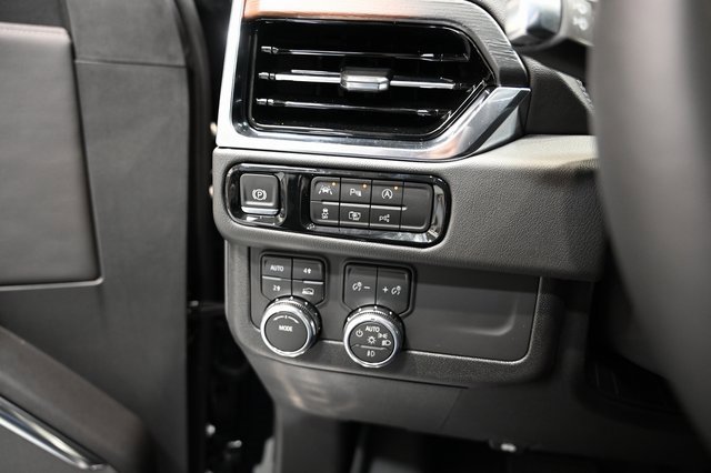 New 2026 GMC Yukon XL Denali image 23