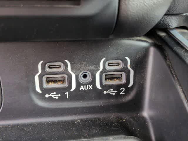 Used 2022 RAM 1500 Big Horn AWD/4WD image 32