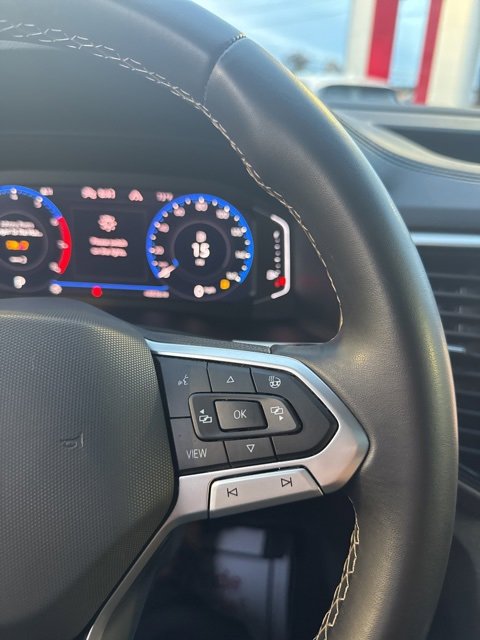 Used 2021 Volkswagen Atlas Cross Sport SEL image 31