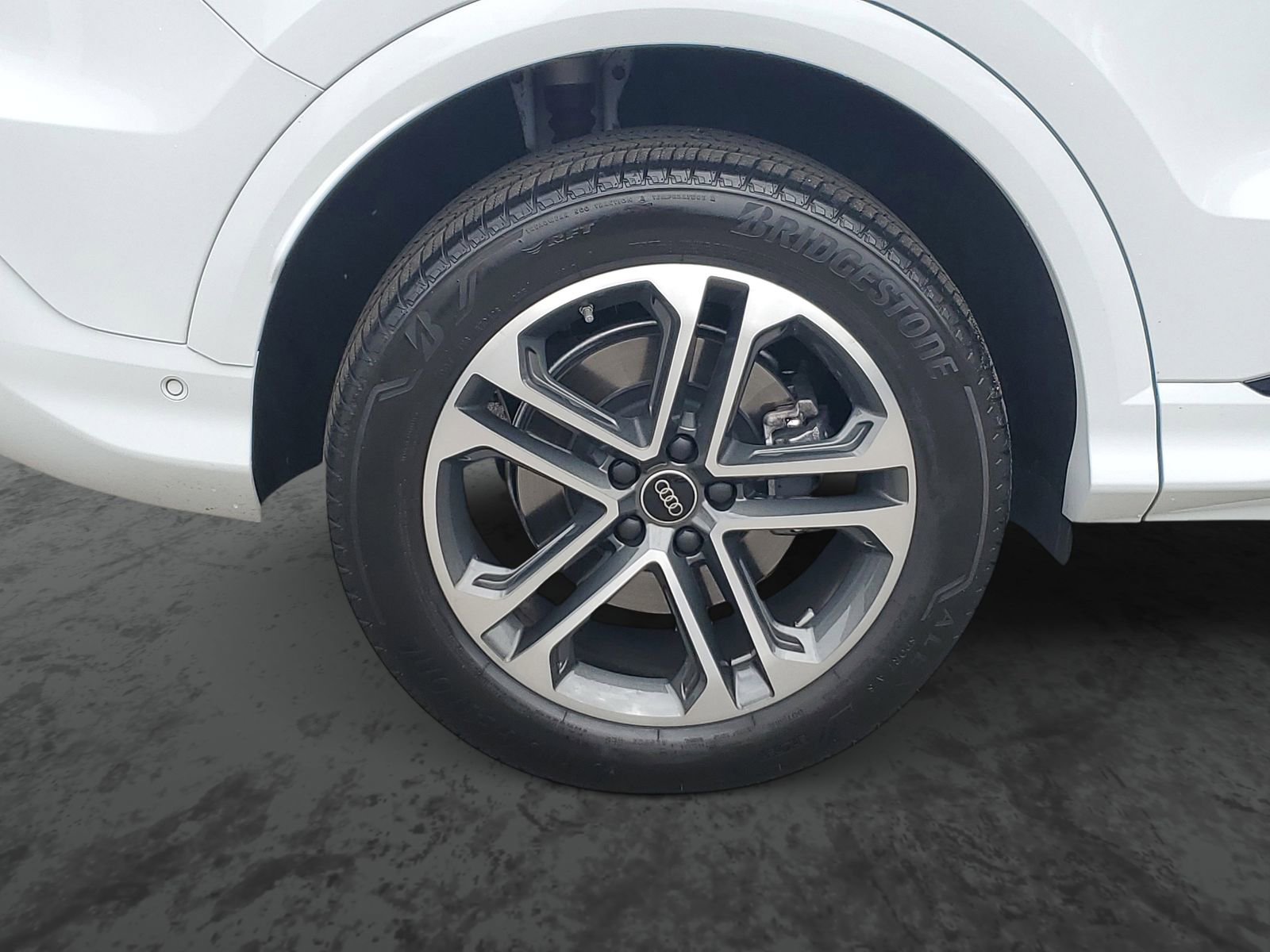 Used 2025 Audi Q5 Premium Plus w/ Premium Plus image 5