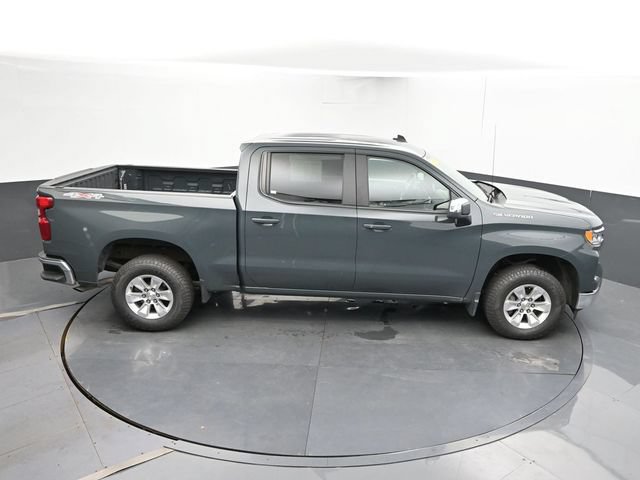Used 2025 Chevrolet Silverado 1500 LT AWD/4WD image 38