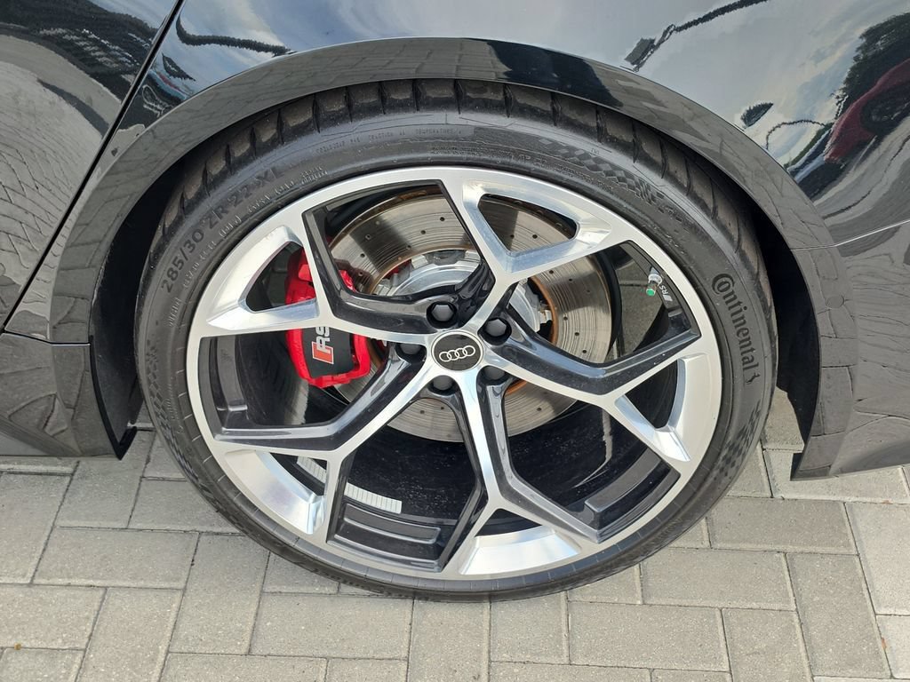Used 2025 Audi RS 7 Performance AWD/4WD image 8