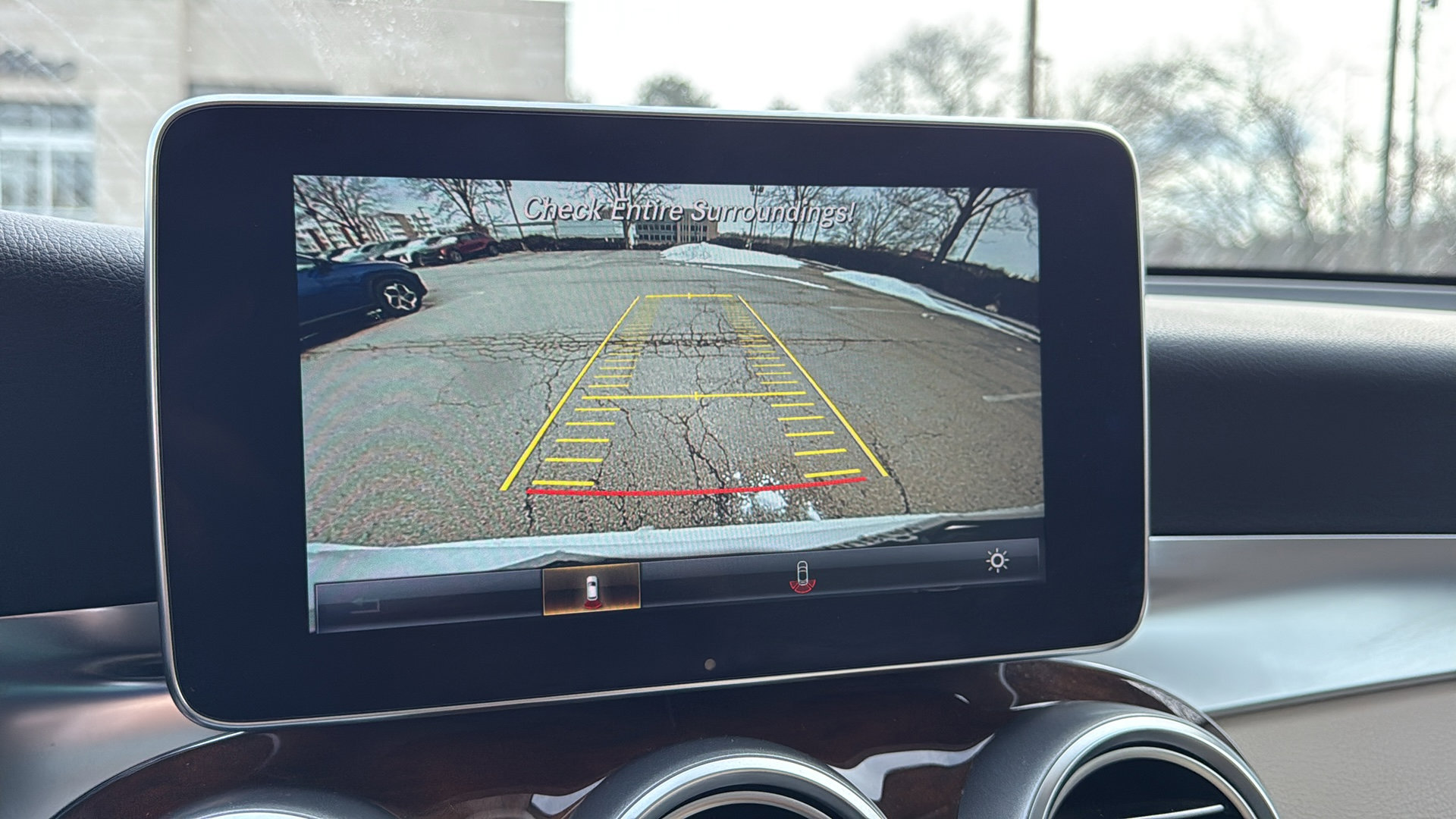 Used 2017 Mercedes-Benz GLC 300 4MATIC image 21