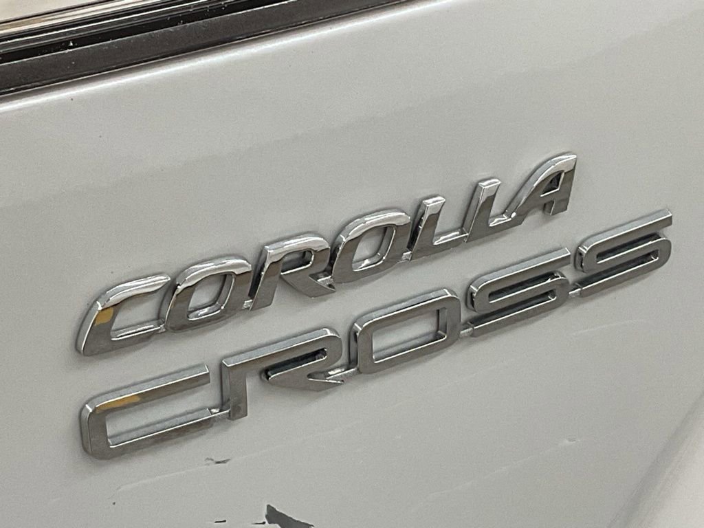 Used 2025 Toyota Corolla Cross L image 22
