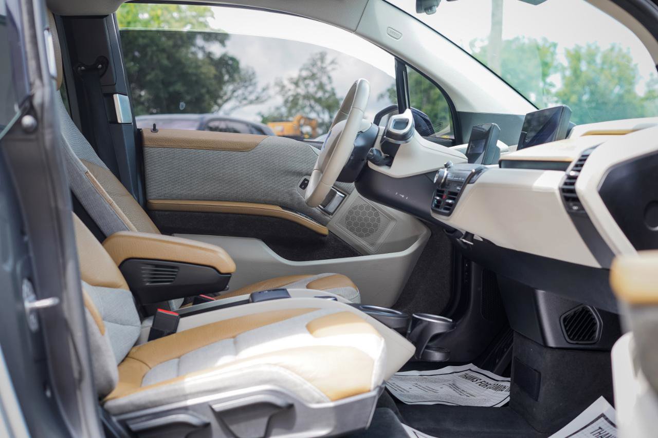 Used 2015 BMW i3 w/ Range Extender RWD image 8