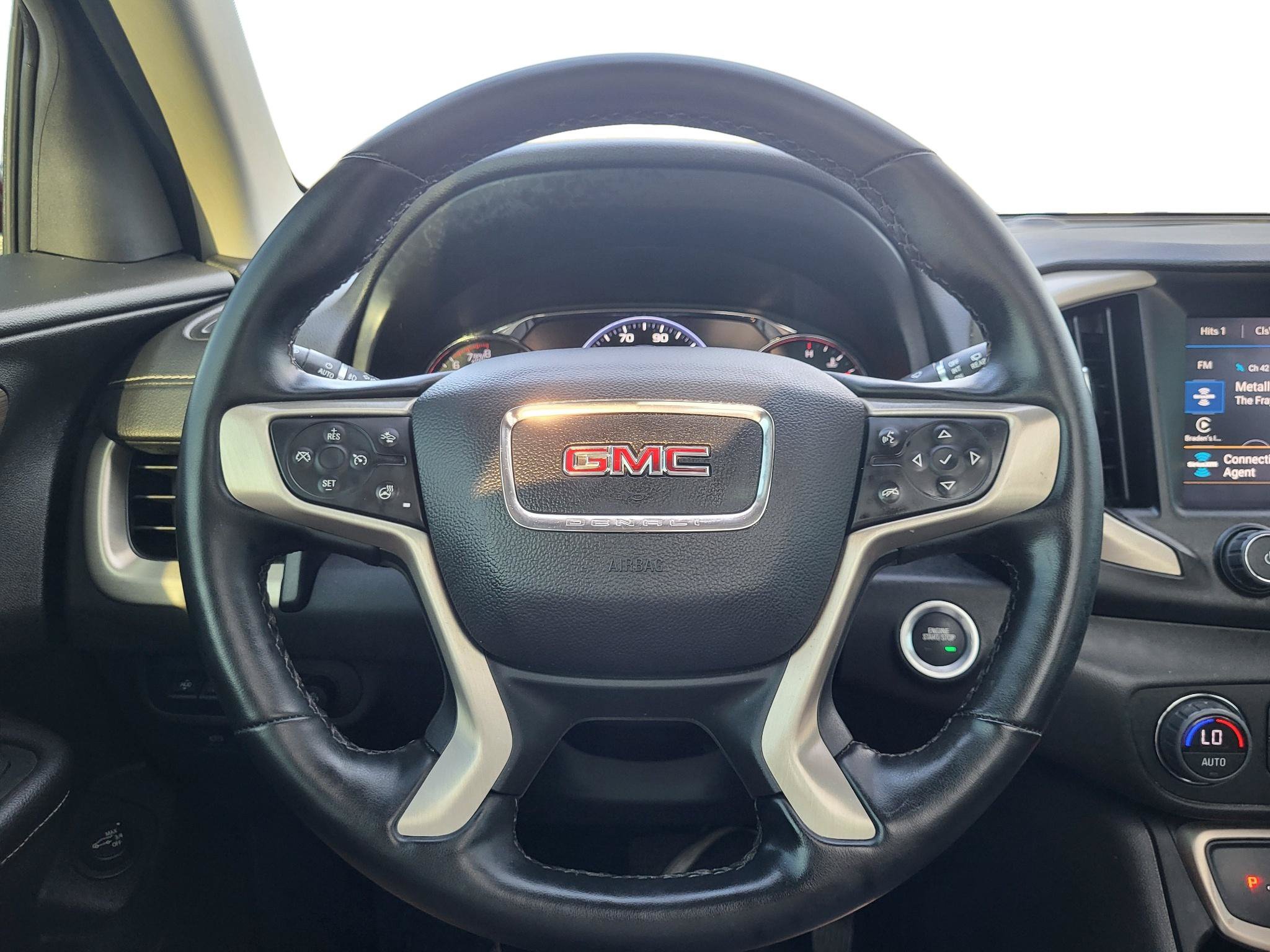 Used 2024 GMC Terrain Denali w/ Denali Premium Package AWD/4WD image 11