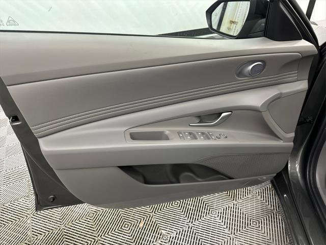 New 2026 Hyundai Elantra SEL Sport image 10