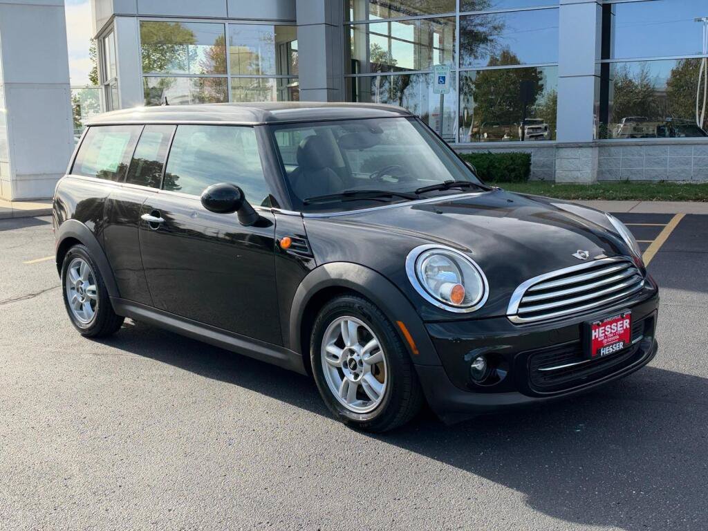 Used 2013 MINI Cooper Clubman FWD image 1