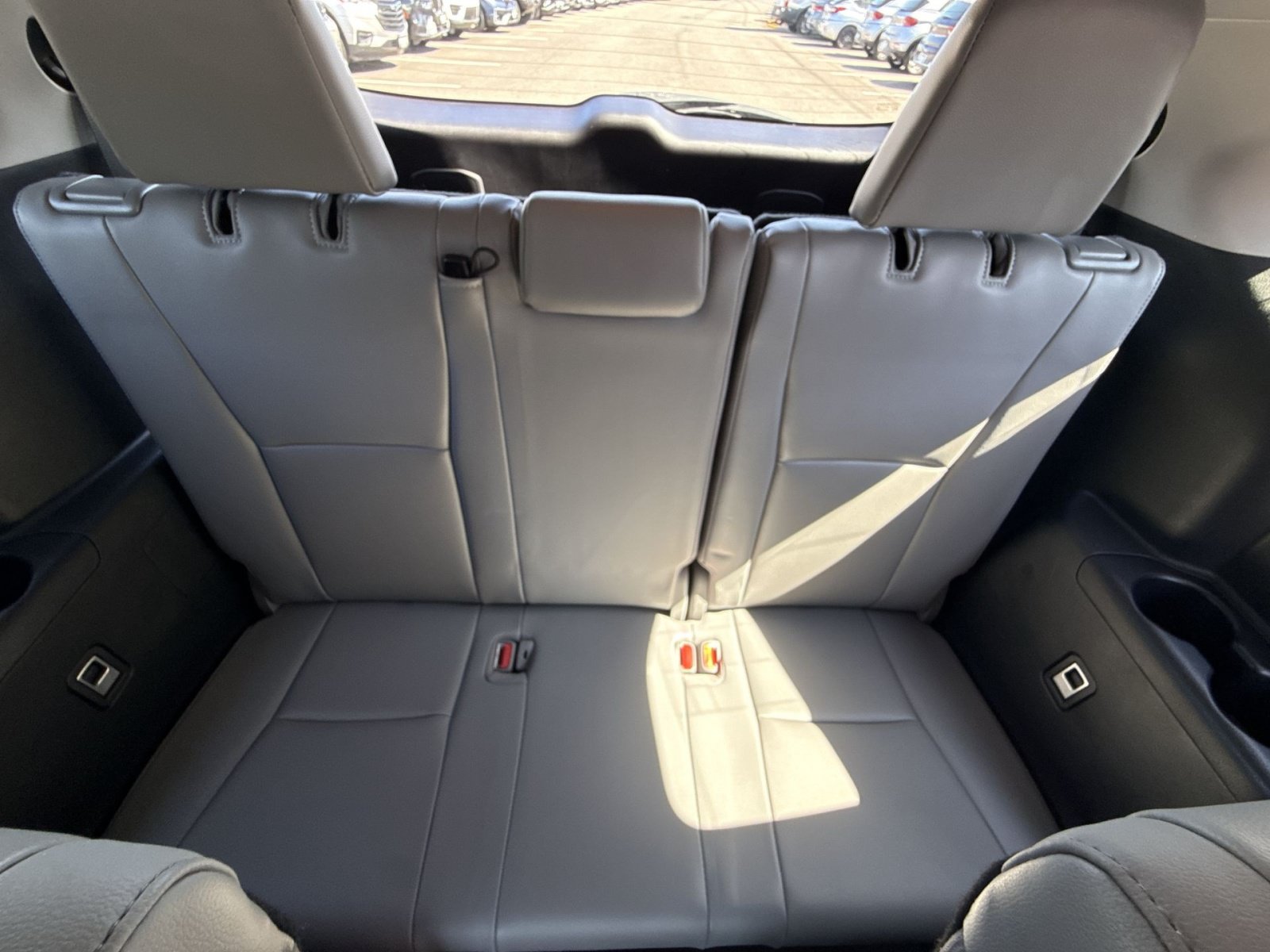 Used 2020 Toyota Highlander Platinum AWD/4WD image 24