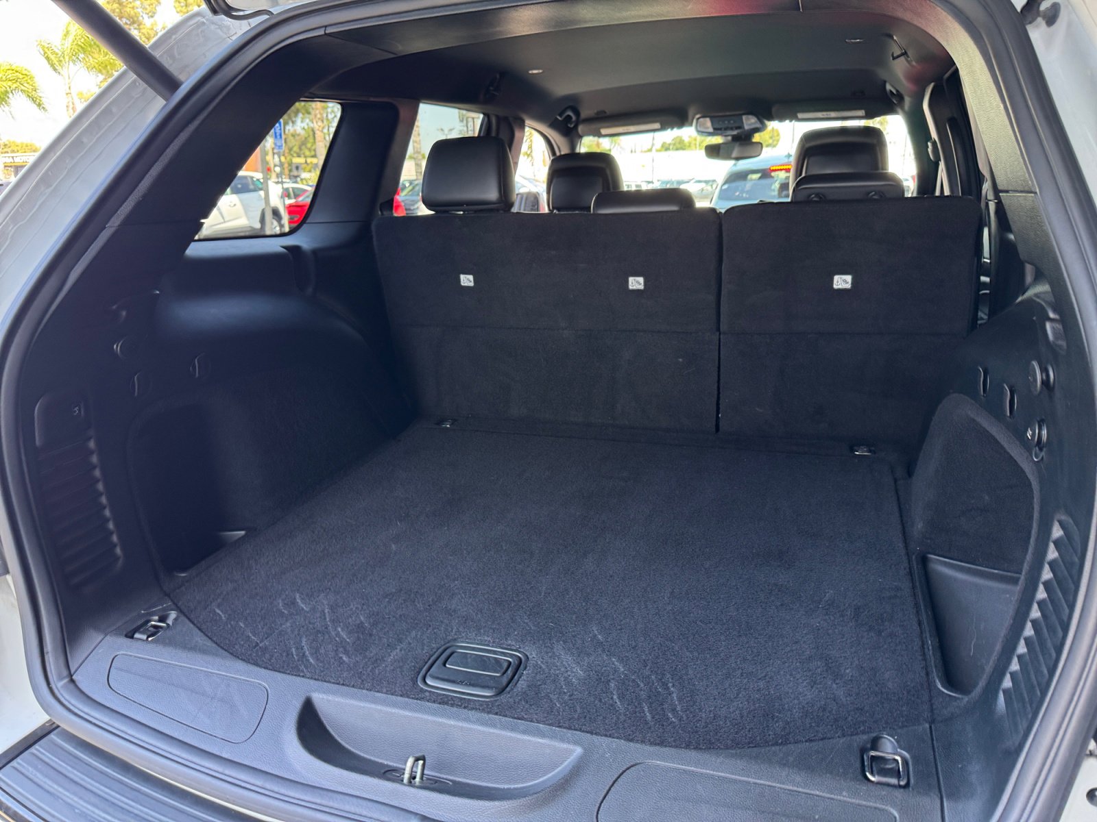 Used 2017 Jeep Grand Cherokee Altitude RWD image 18