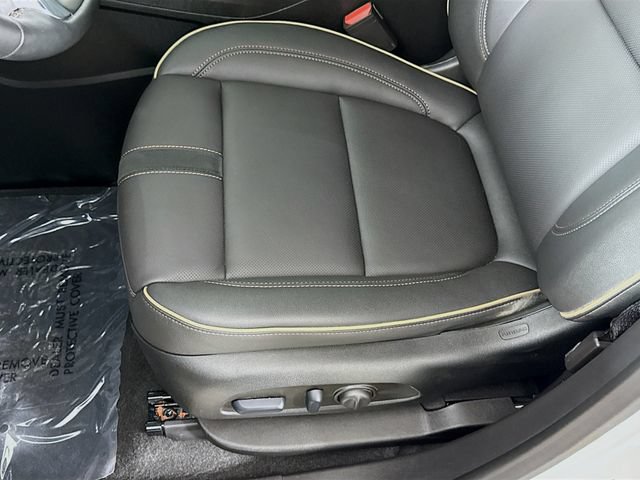 Used 2024 Chevrolet Blazer Premier w/ Enhanced Convenience Package AWD/4WD image 20