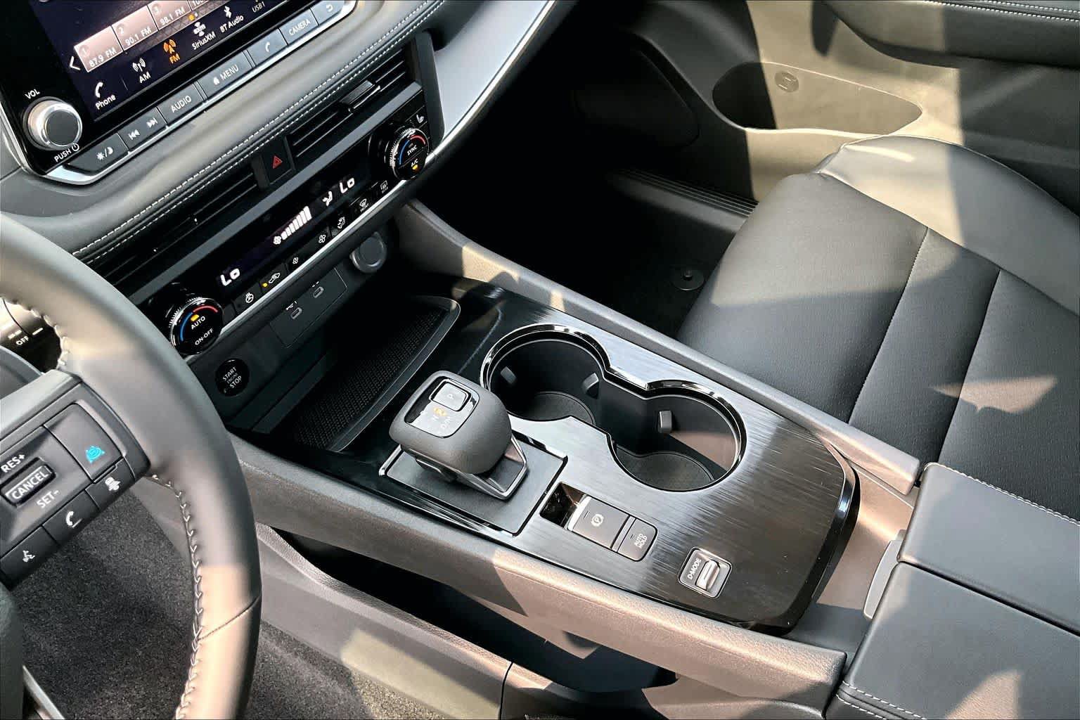 New 2026 Nissan Rogue Dark Armor FWD image 7