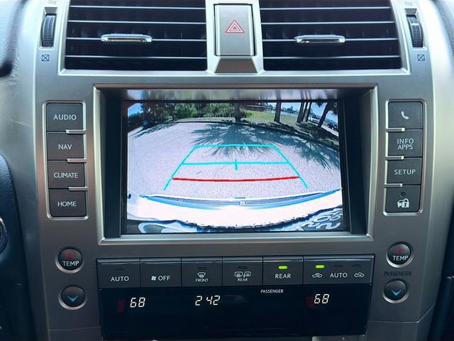 Used 2020 Lexus GX 460 Premium w/ Premium Package image 34