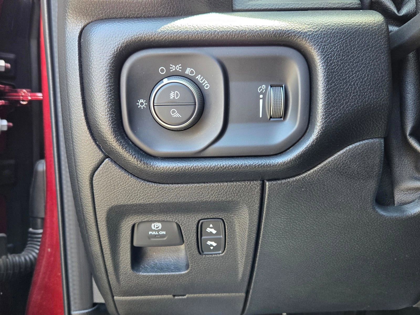Used 2020 RAM 1500 Big Horn RWD image 15