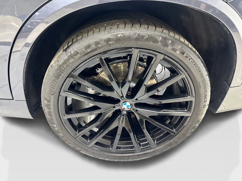 Used 2022 BMW X5 sDrive40i w/ M Sport Package image 90