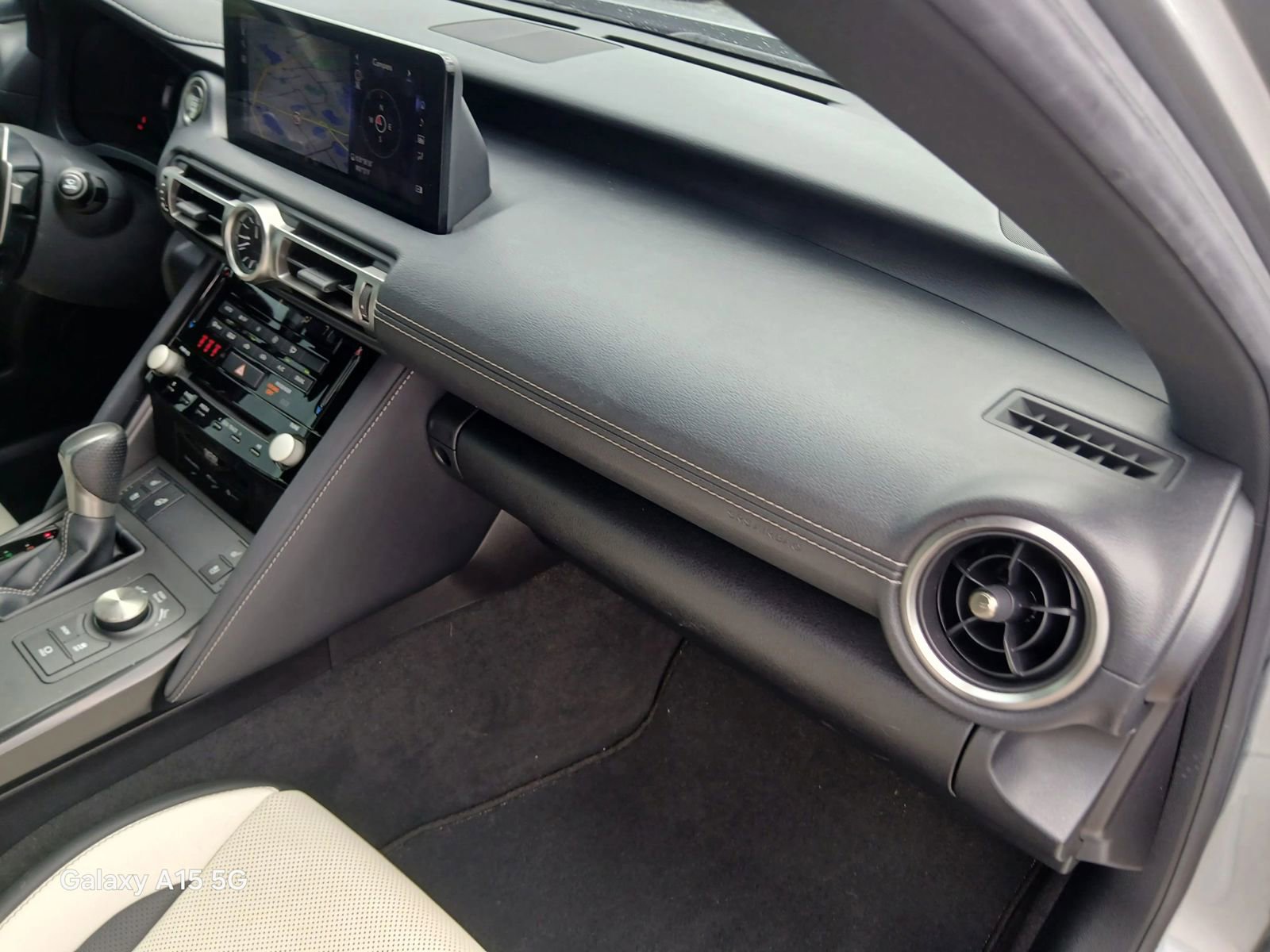 Used 2021 Lexus IS 350 F Sport RWD image 18