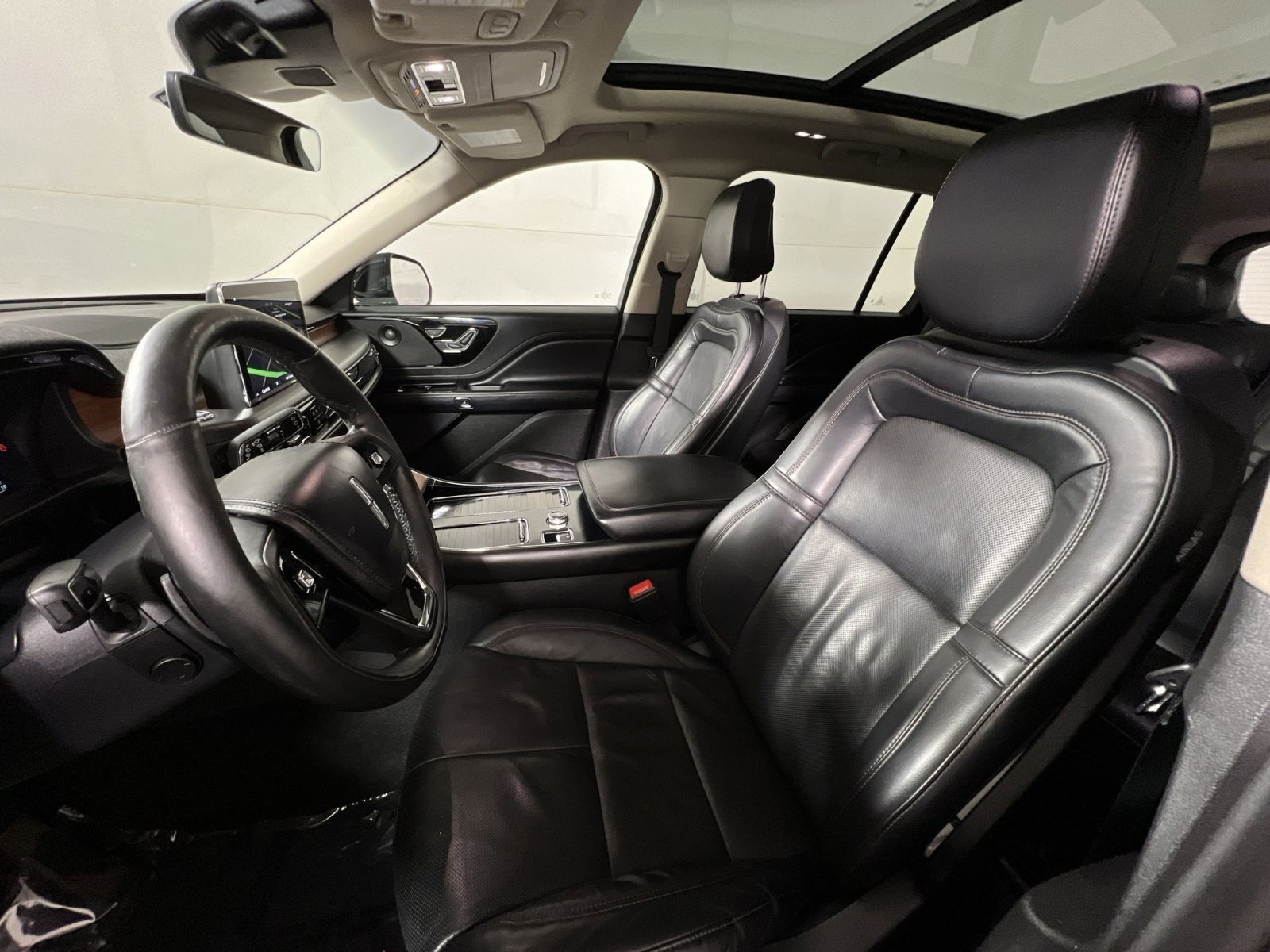 Used 2020 Lincoln Aviator Reserve w/ Equipment Group 201A image 13