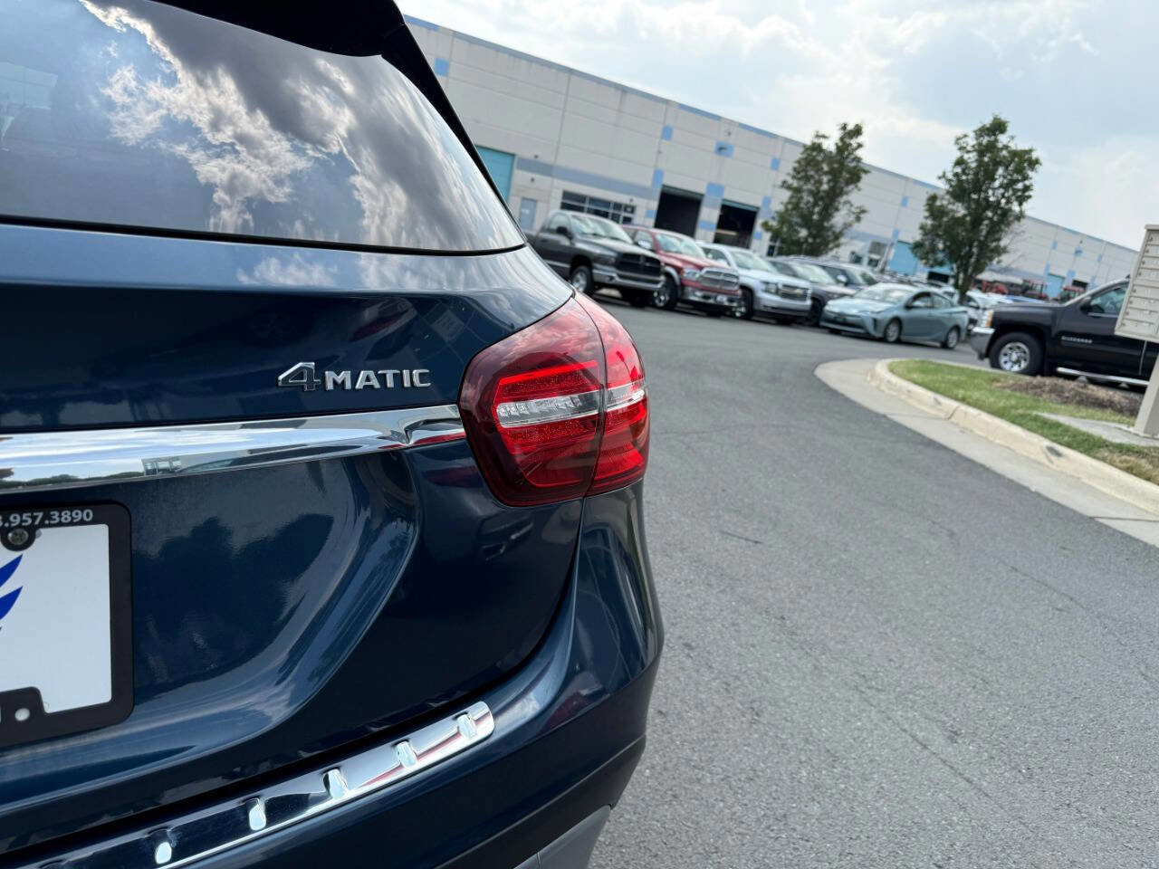 Used 2020 Mercedes-Benz GLA 250 4MATIC image 10