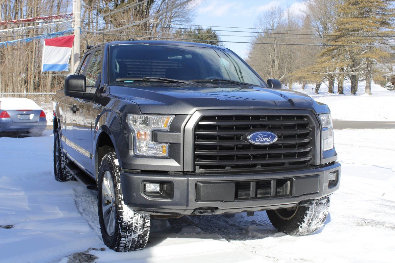 Used 2017 Ford F150 XL w/ Equipment Group 101A Mid AWD/4WD image 17