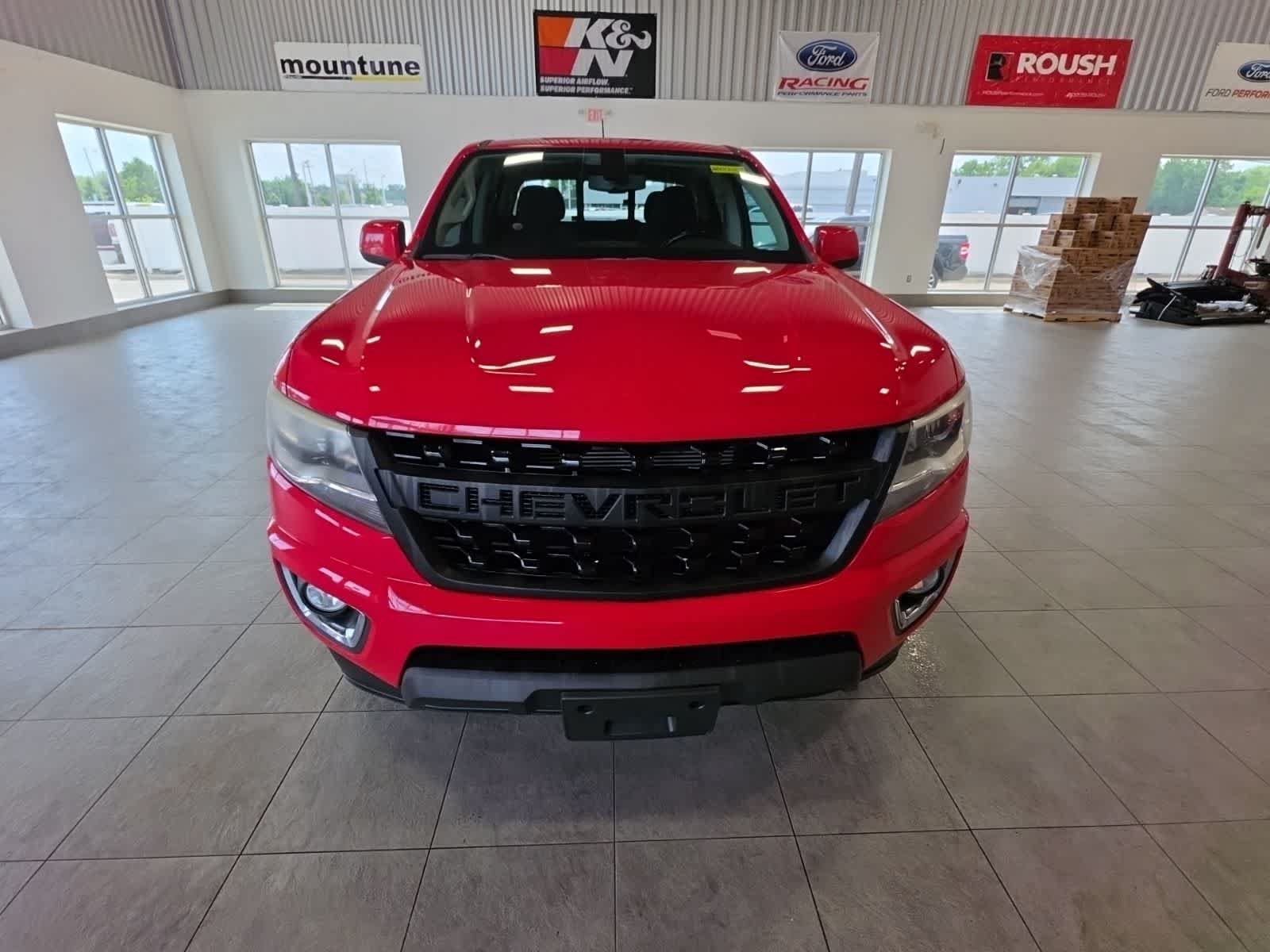 Used 2019 Chevrolet Colorado LT w/ Colorado RST Special Edition AWD/4WD image 3